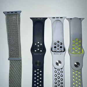 12 Apple Watch 44mm watch bands (including 4 official Nike+ bands)